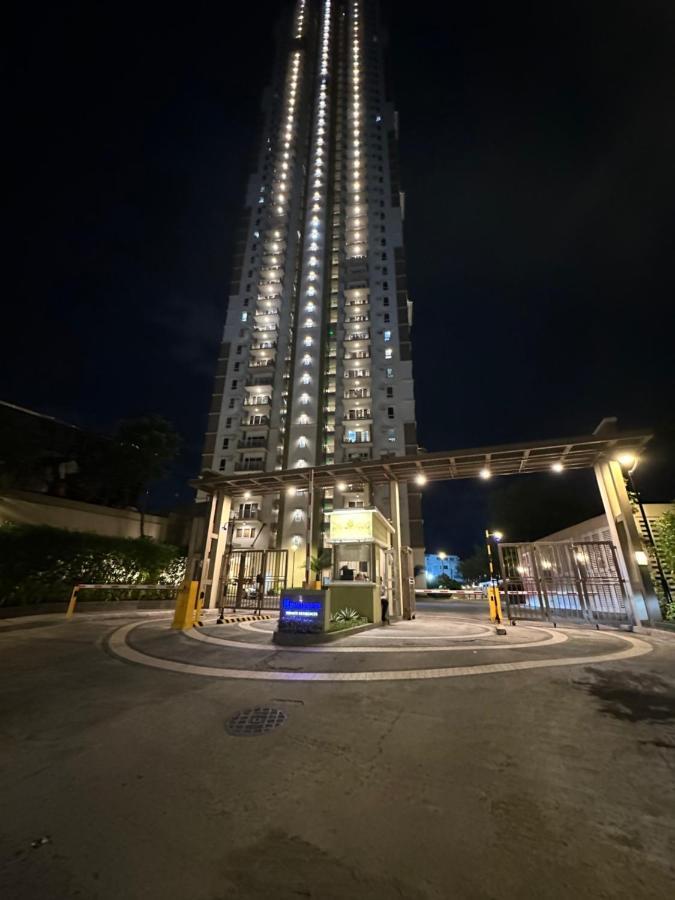 Celandine Residence In Quezon City Caloocan Exterior photo